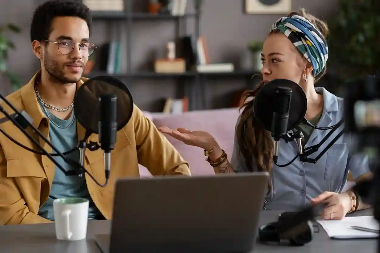 How to Monetize a Podcast with Sponsors—Ultimate Guide 2026 1 How to monetize a podcast with sponsors